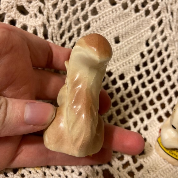 Vintage Squirrel Salt and Pepper Shakers - Roy Acuff’s Dunbar Cave - Picture 12 of 15